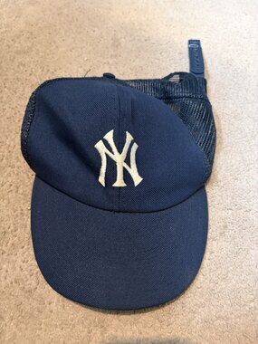 Vintage New York Yankees Mesh Trucker Hat Navy